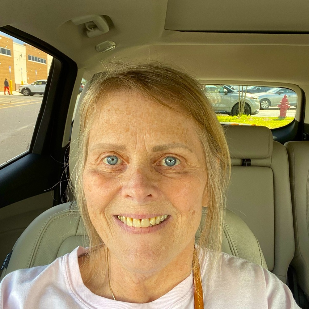 Meet your Posher, Aimee